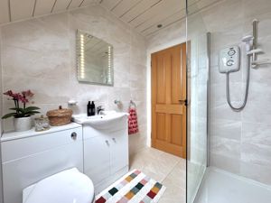 Photo 15- click for photo gallery